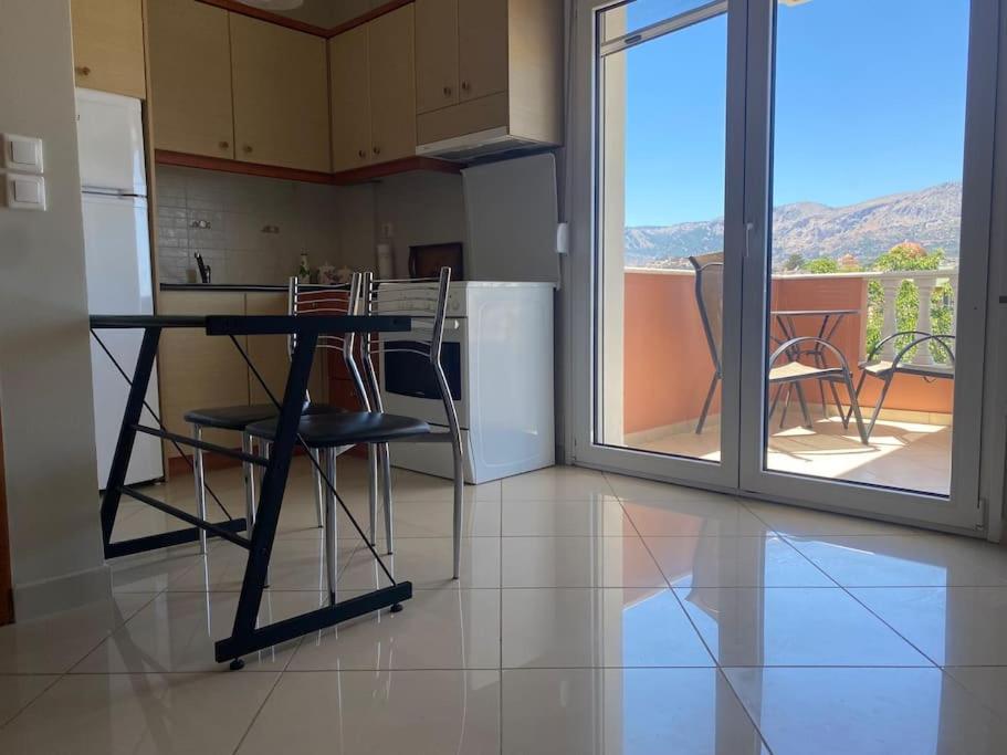 Apartamento στην καρδιά του λιμανιου 1 *